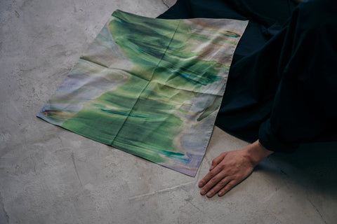 油彩画家・安田悠ハンカチ「Attaining Shape」